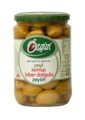 Kırmızı Biber Dolgulu Yeşil Zeytin